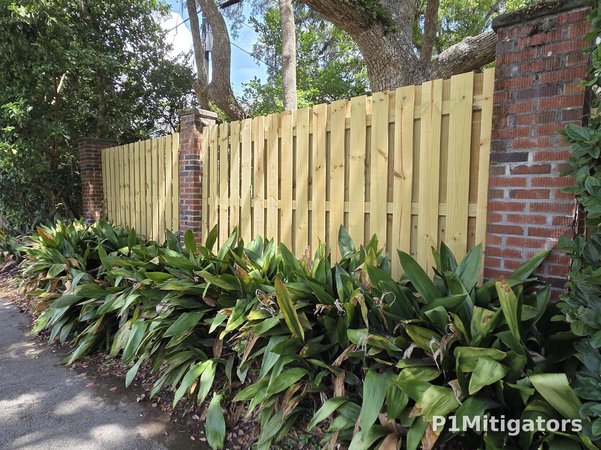 Shadowbox Fencing project photo 3 by P1Mitigators Jacksonville FL