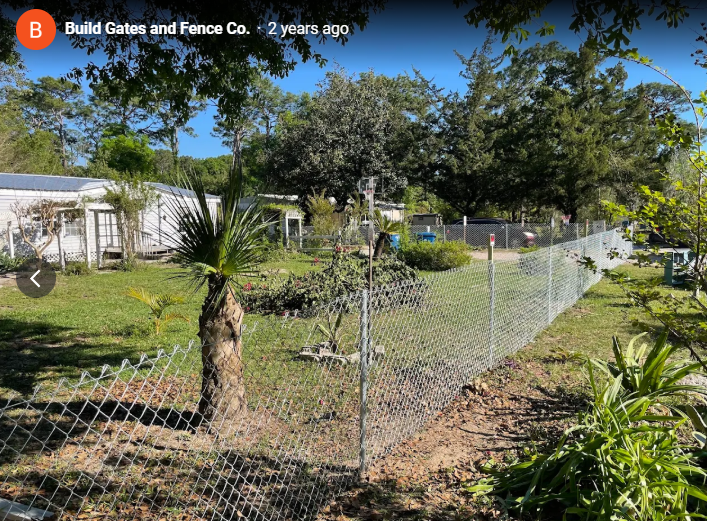 Chain link fence installation by Build Gates and Fence Co.